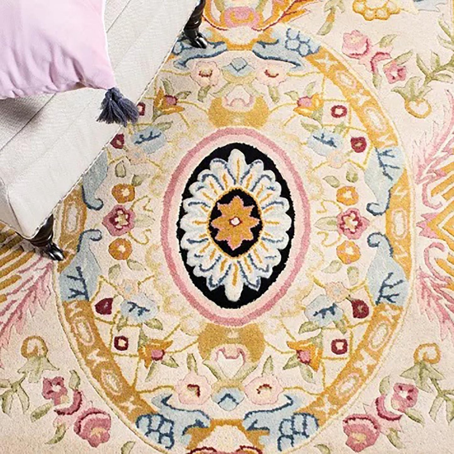 Premium Classical Look Area Rug