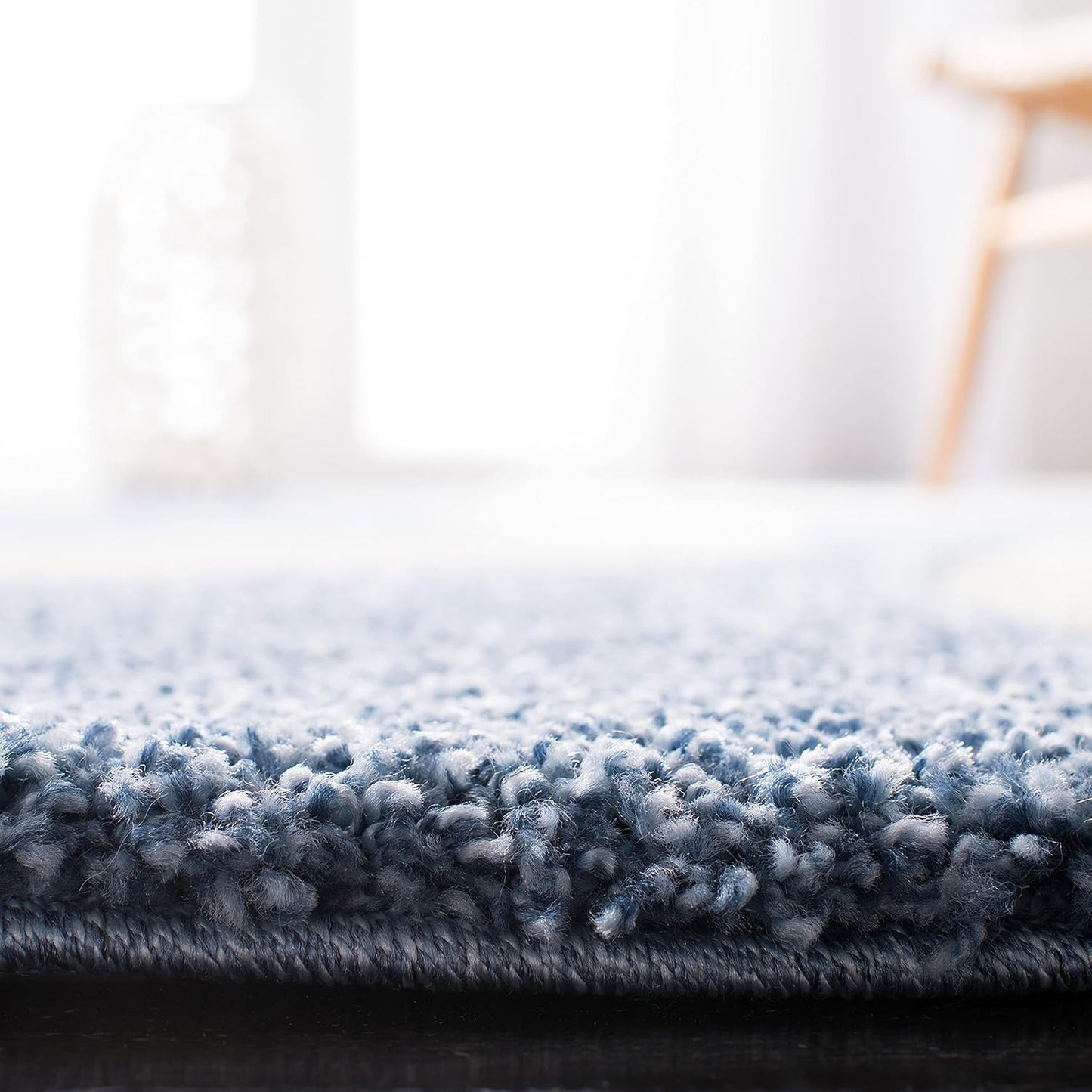 Handwoven Fluffy Shaggy - White - Blue